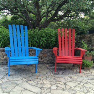 San Antonio Botanical Garden "Big Garden, Little Me"  giant chairs | Alamo City Moms Blog
