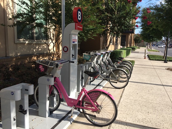 Bcycle station near Grayson