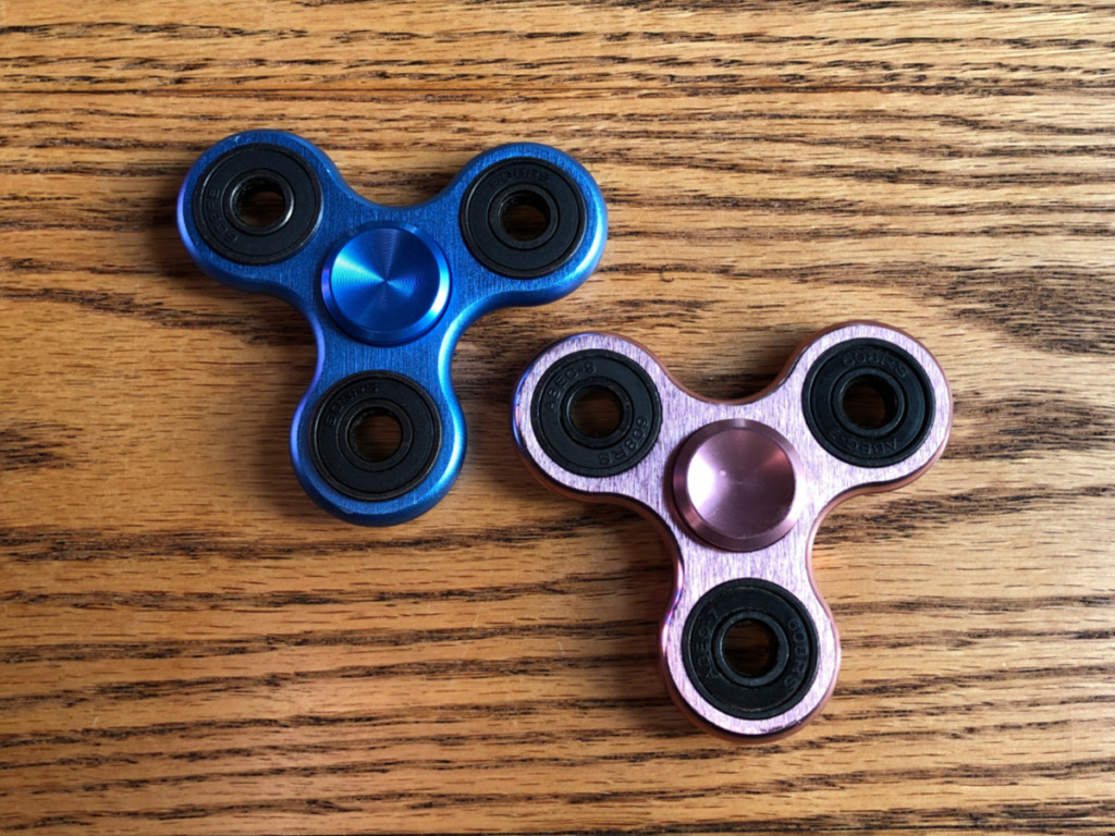 Au-some fidget toys: fidget spinners